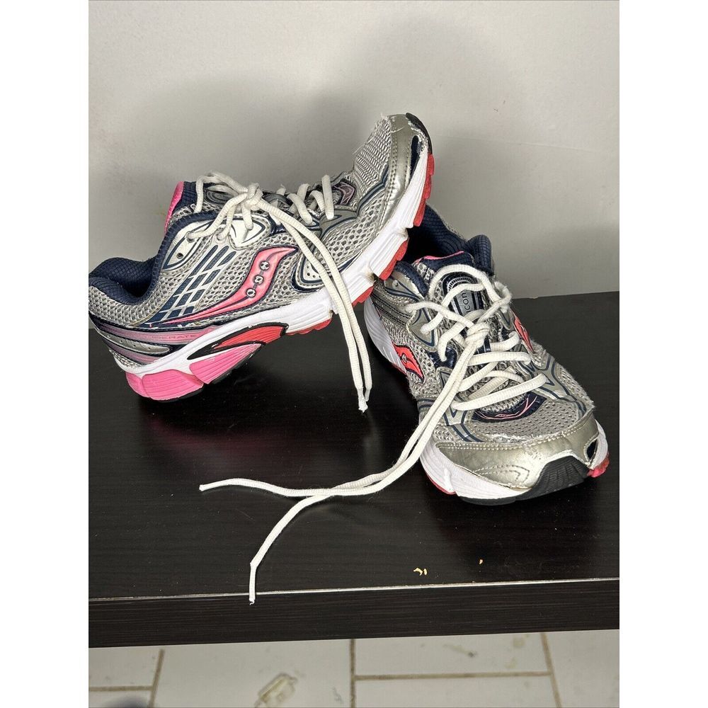 Saucony Liberate Gray Silver Pink White Black Running Shoe S15231-6 Women US 9